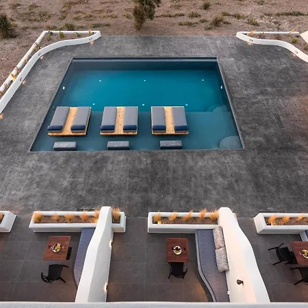 Volcanic Arc Hotel Oia